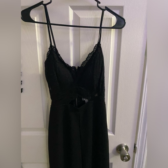 pantsuit with lace top cutout - Picture 2 of 4